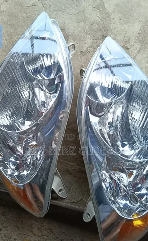 Headlights Toyota Matrix 2003-2007