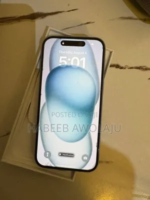Apple iPhone 15 128 GB White