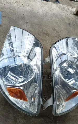 Headlight Toyota 4Runner 2004-2005