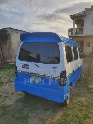 Suzuki Every 2010 Blue