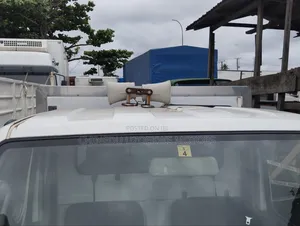 Suzuki APV Minibus 2001 White