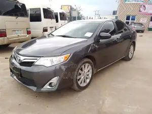 Toyota Camry 2012 Gray