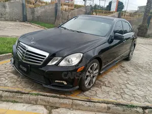 Mercedes-Benz E350 2011 Black