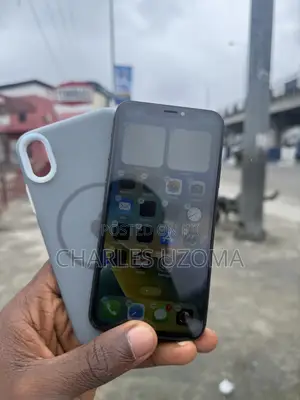 Apple iPhone X 64 GB Black