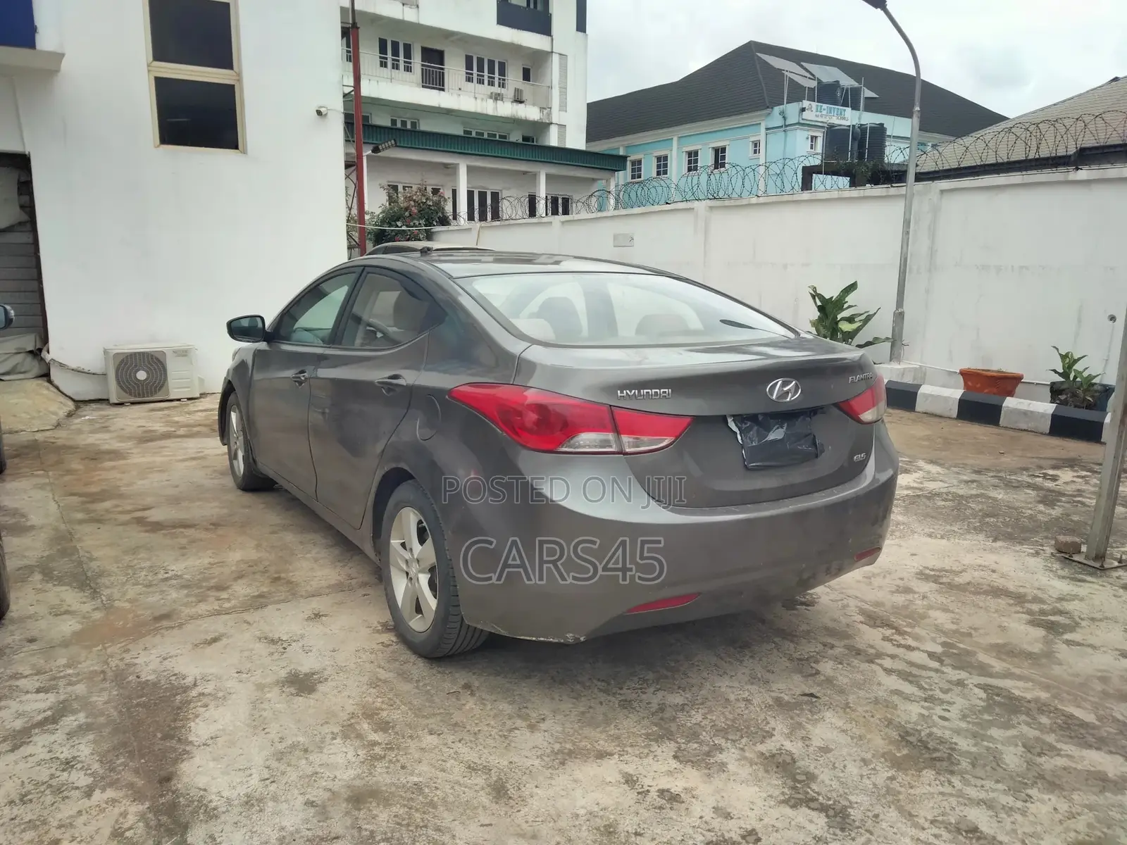 Hyundai Elantra 2013 Gray