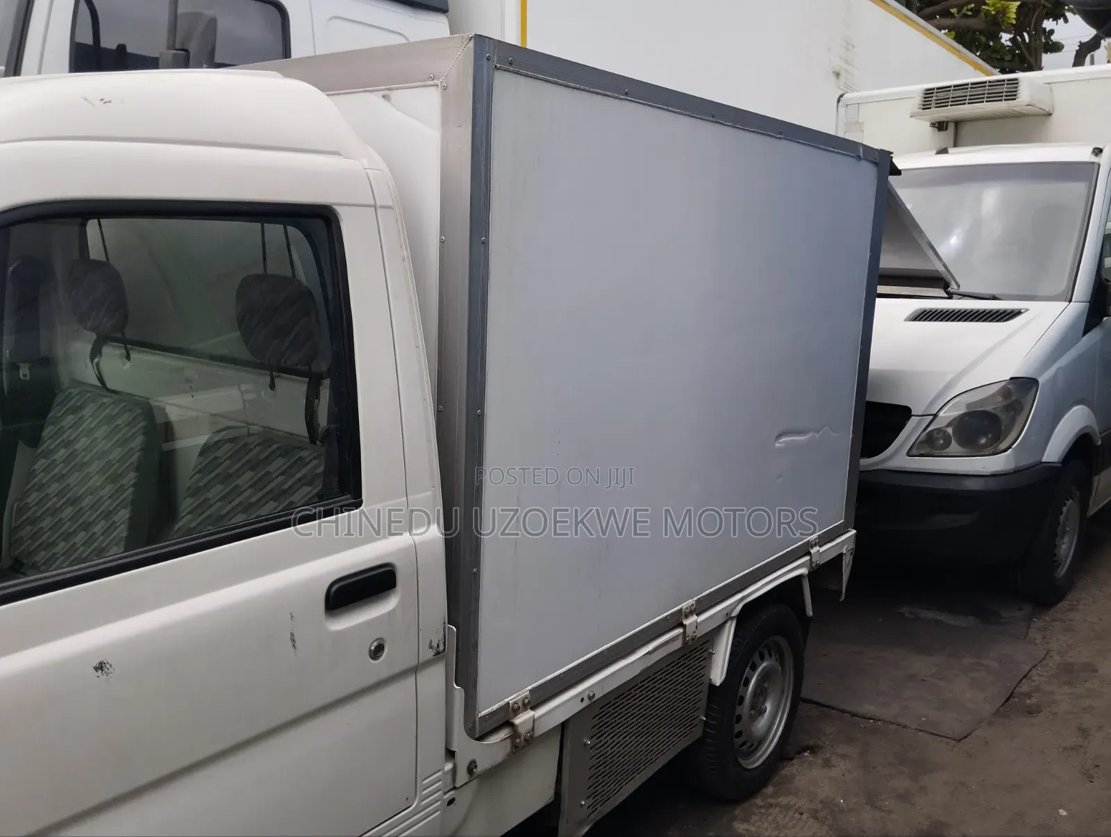 Suzuki APV Minibus 2001 White