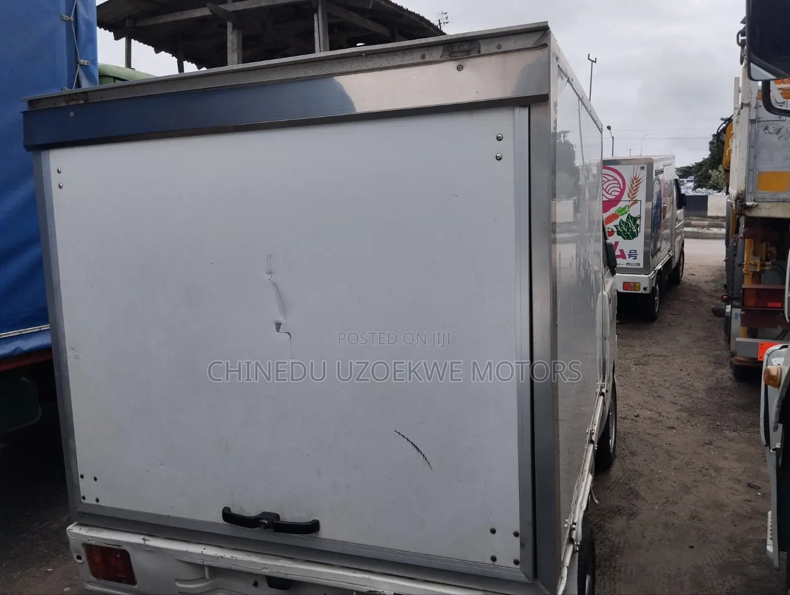 Suzuki APV Minibus 2001 White