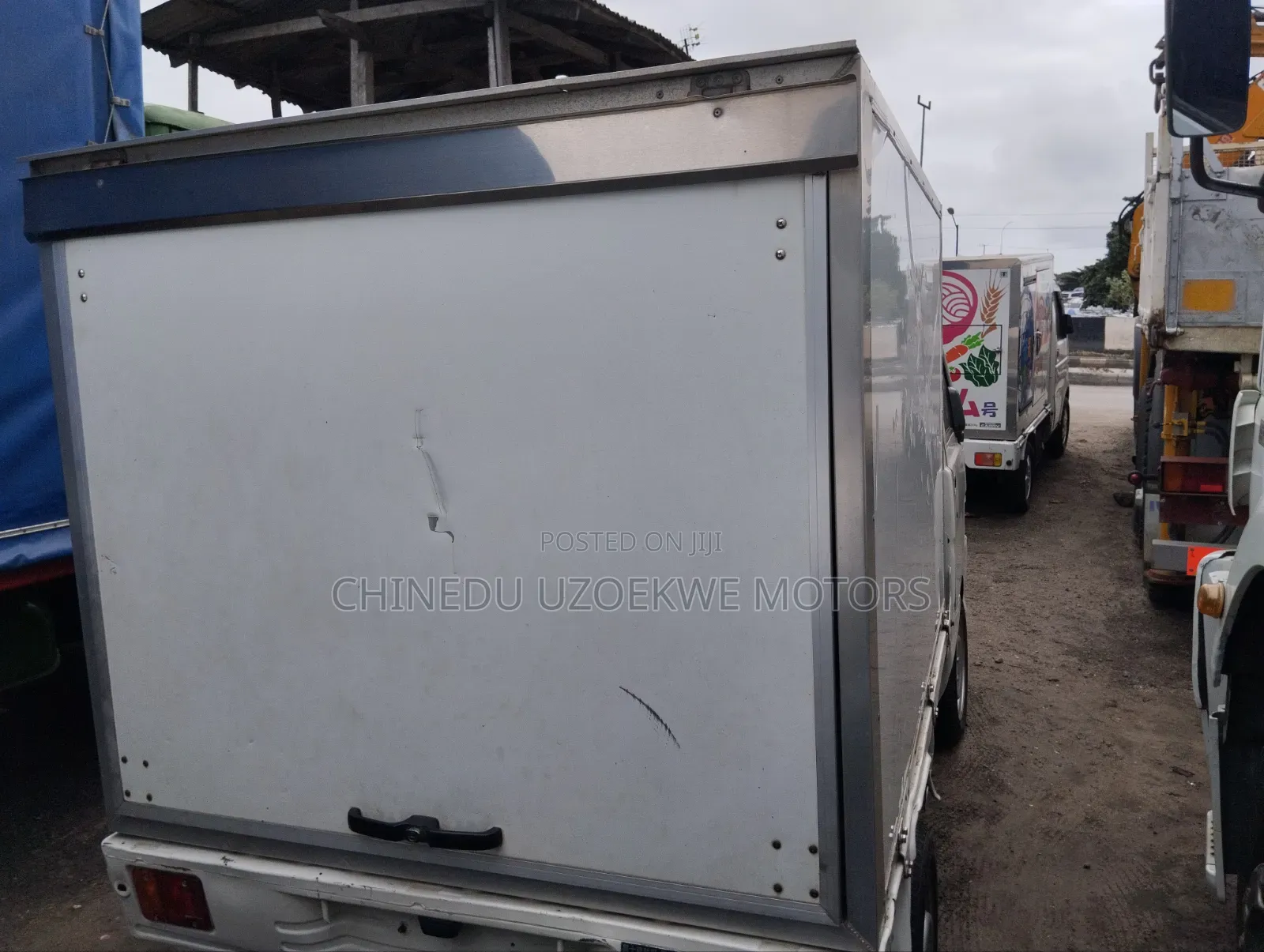 Suzuki APV Minibus 2001 White