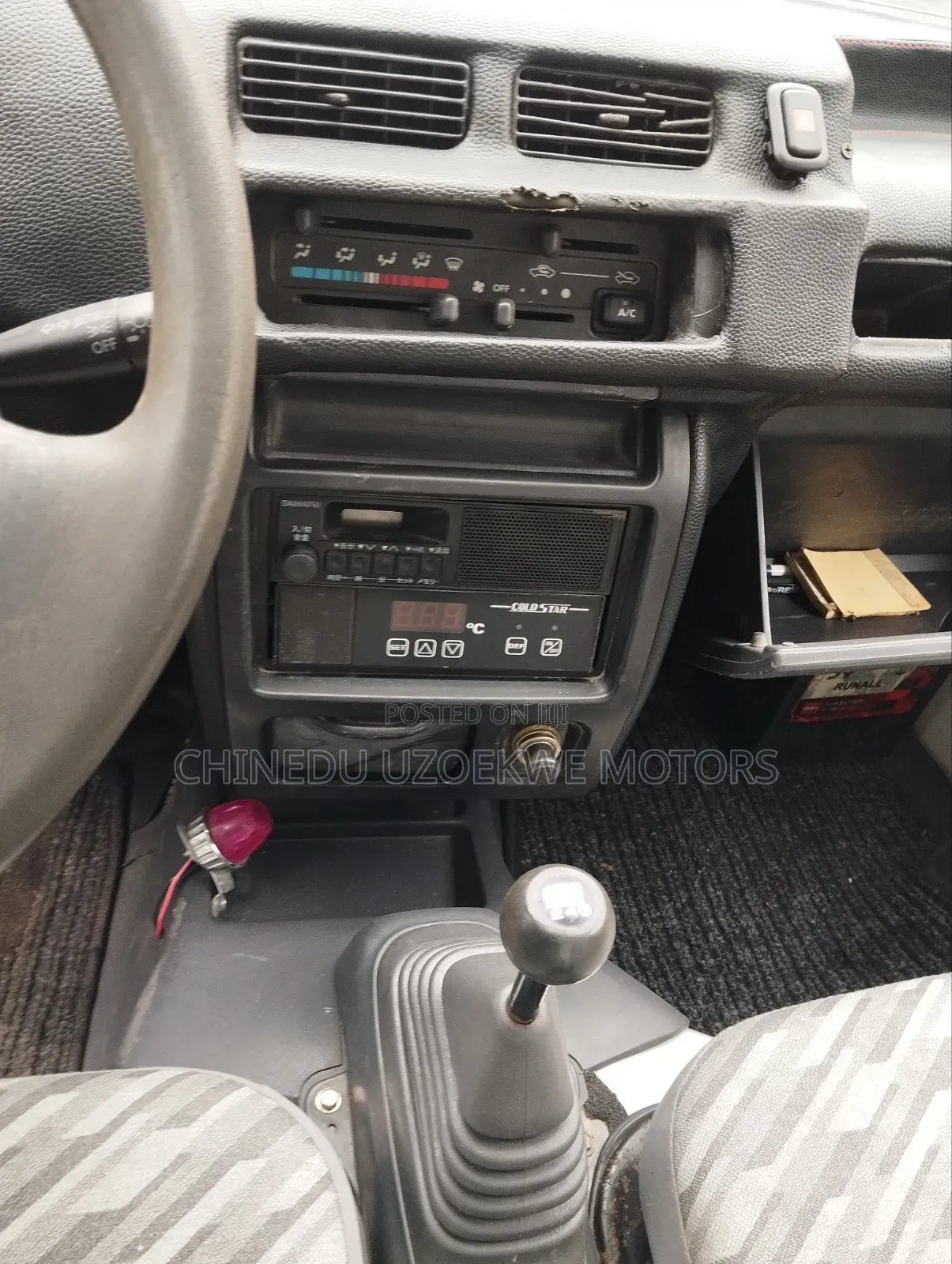 Suzuki APV Minibus 2001 White
