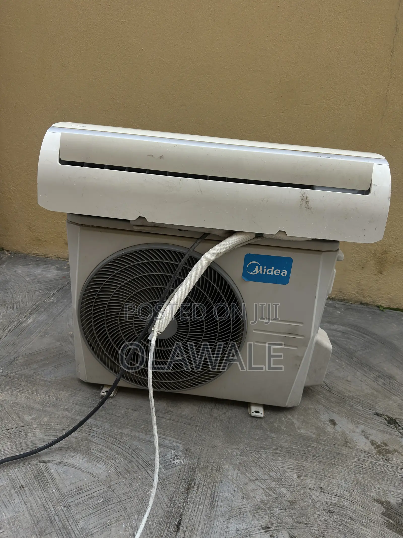 Midea 1.5hp AC