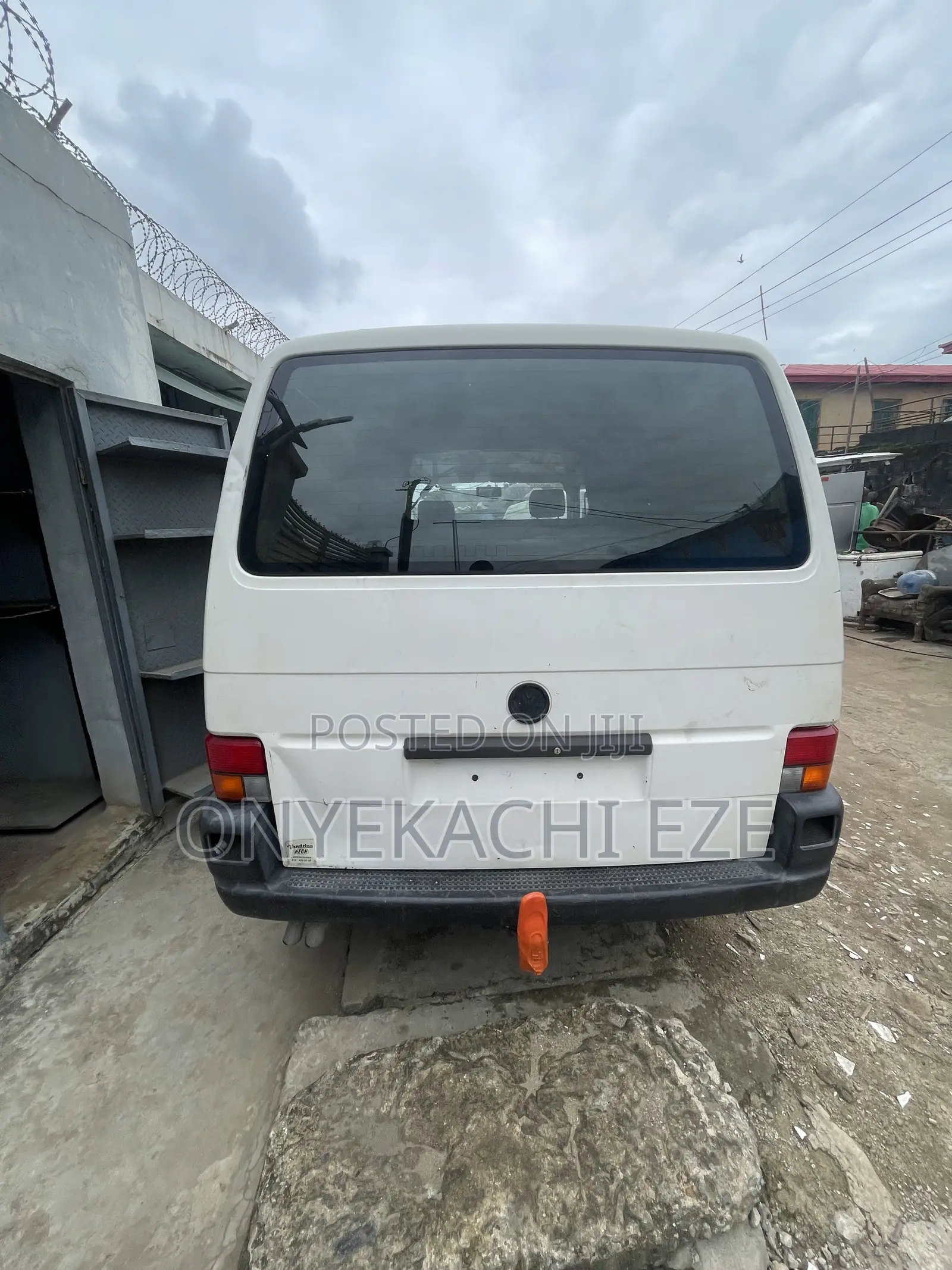 Volkswagen Transporter 2004 White