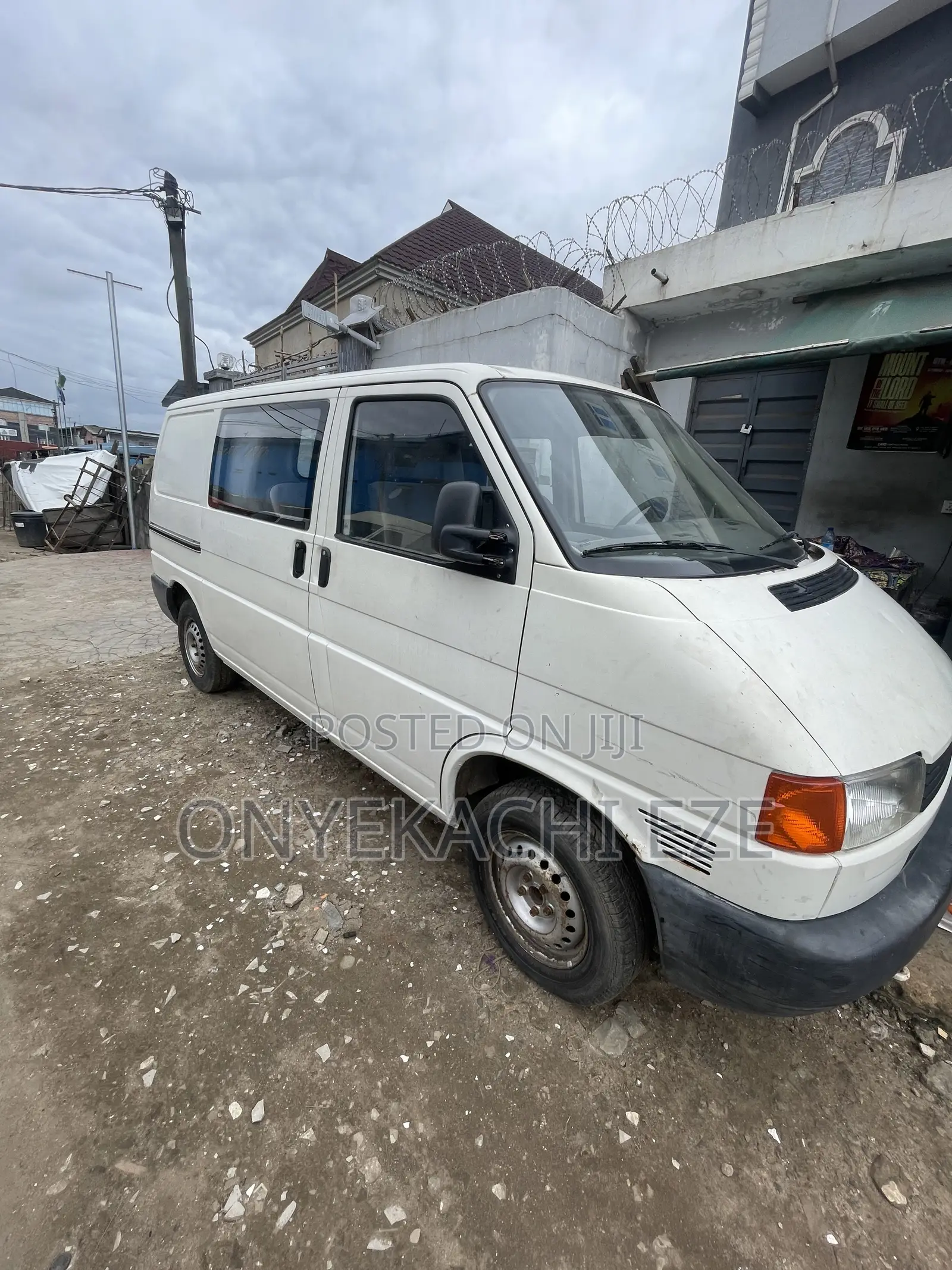 Volkswagen Transporter 2004 White