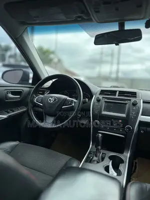 Toyota Camry SE 4dr Sedan (2.5L 4cyl 6A) 2016 Silver