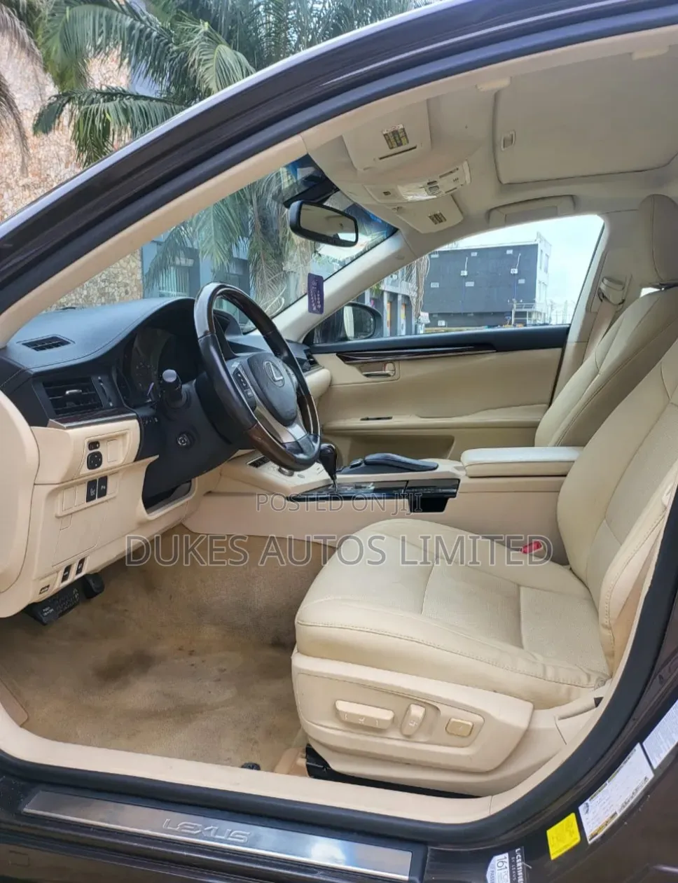 Lexus ES 2014 Brown