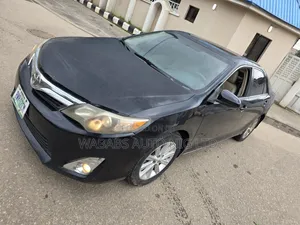 Toyota Camry XLE 4dr Sedan (2.5L 4cyl 6A) 2013 Black
