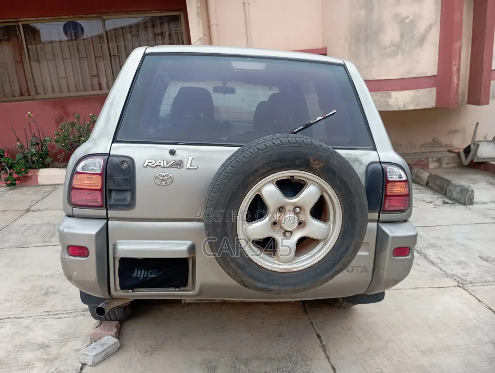 Toyota RAV4 1999 Gray