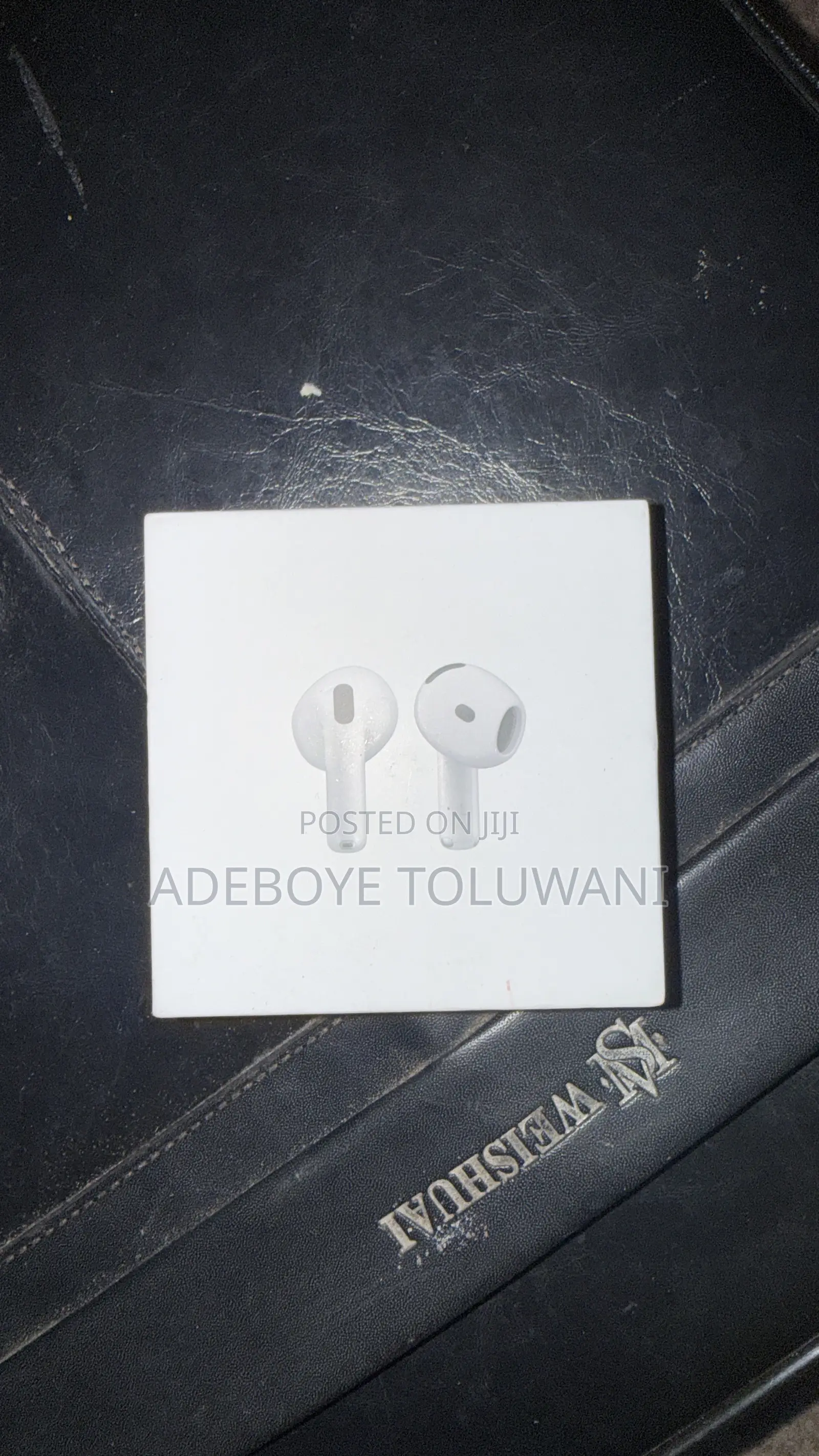 100% Original Apple Airpods 4