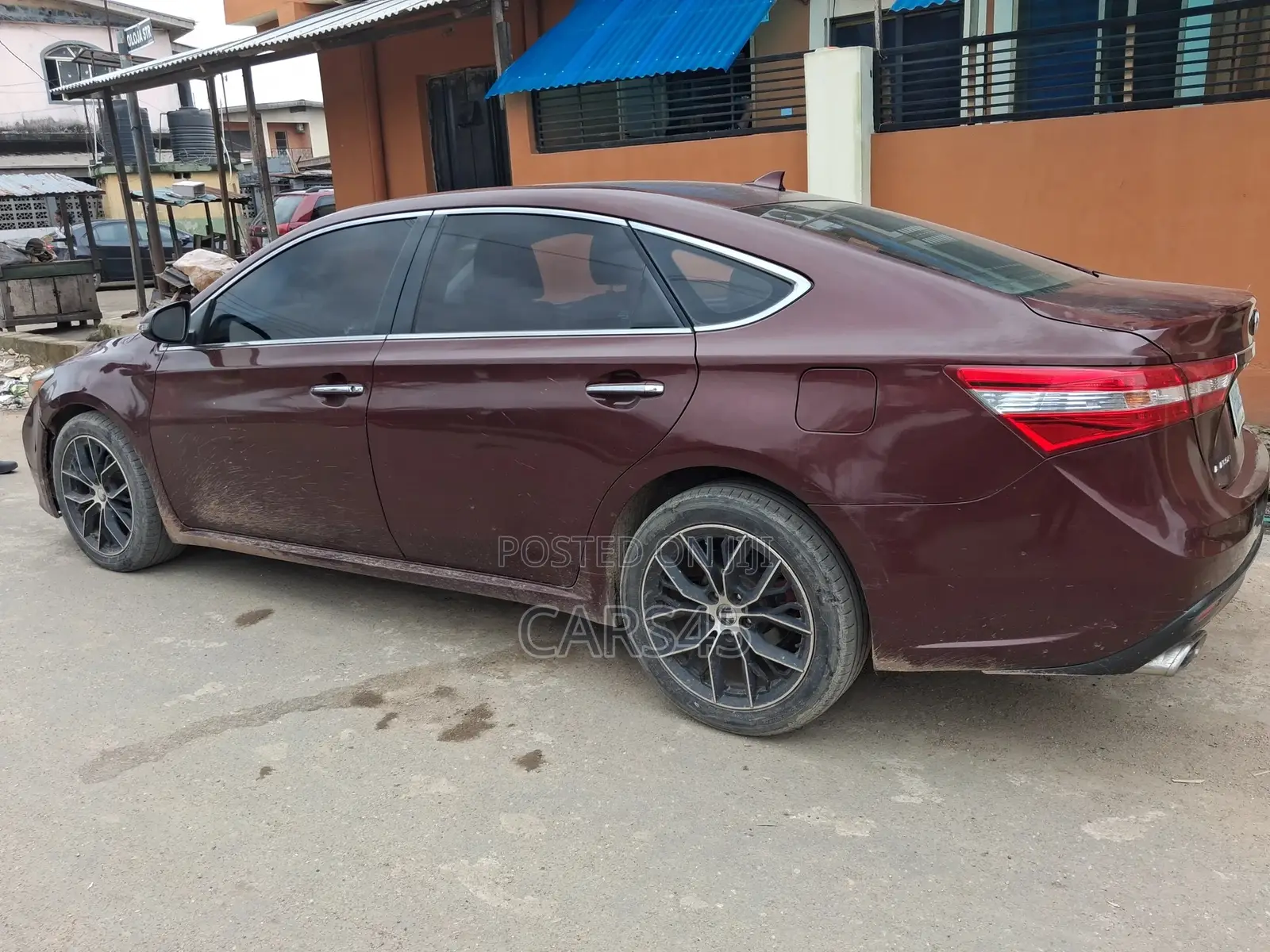 Toyota Avalon 2013 Brown