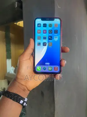 Apple iPhone 11 64 GB Red