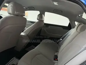 Hyundai Sonata SE 2018 Blue