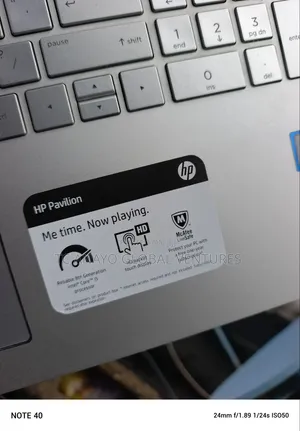 Laptop HP 15-fd1020ns 8GB Intel Core i5 SSD 256GB