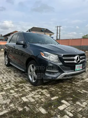 Mercedes-Benz GLE-Class 2016 Blue