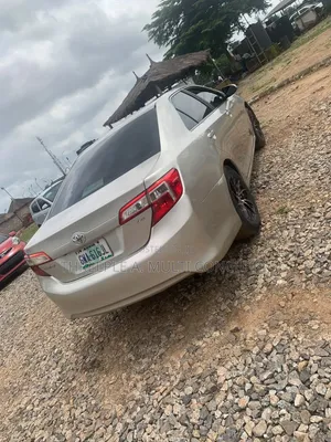 Toyota Camry 2014 Gold