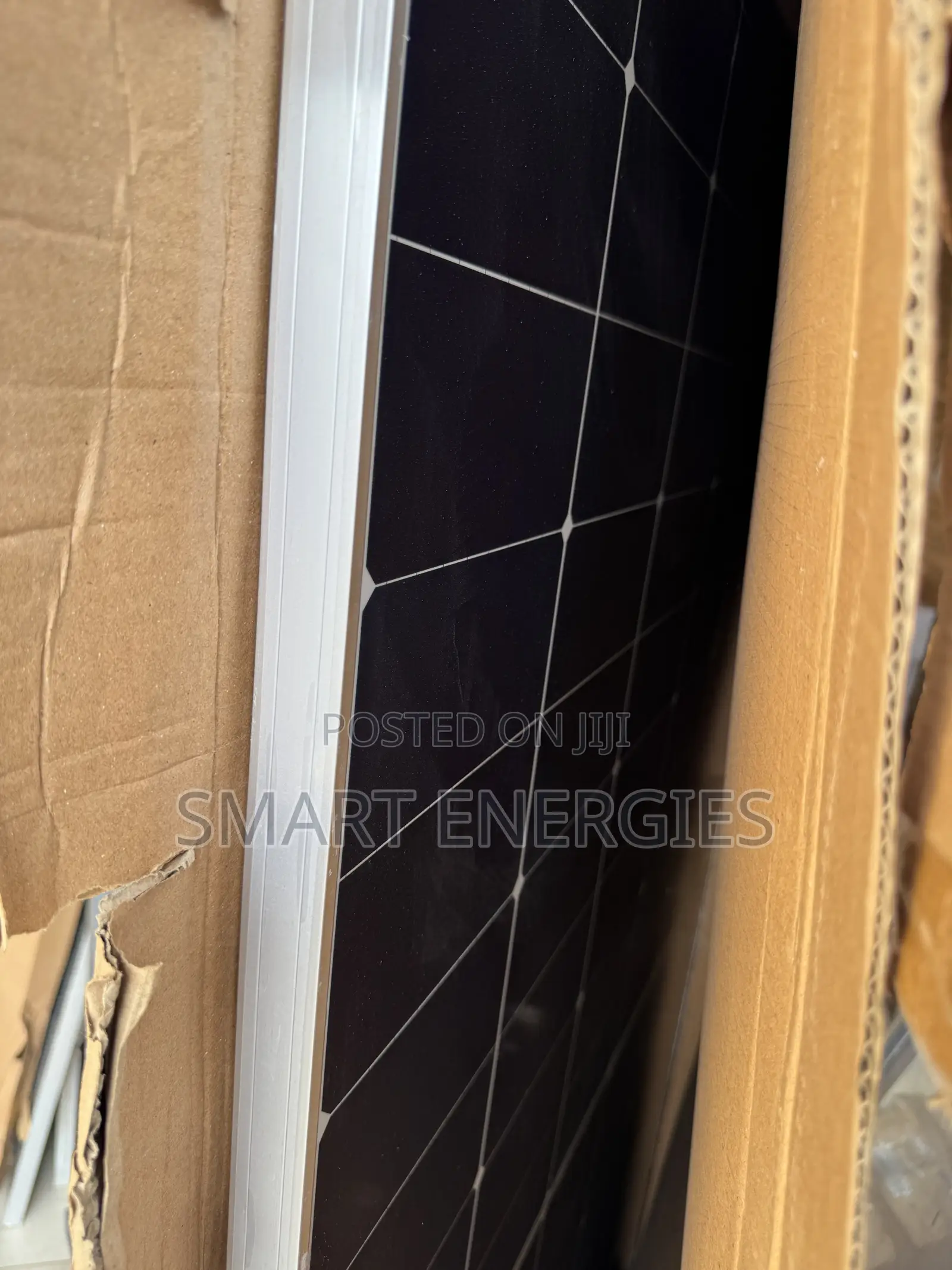 550watts Africell 120cells Halfcut Mono Solar Panel