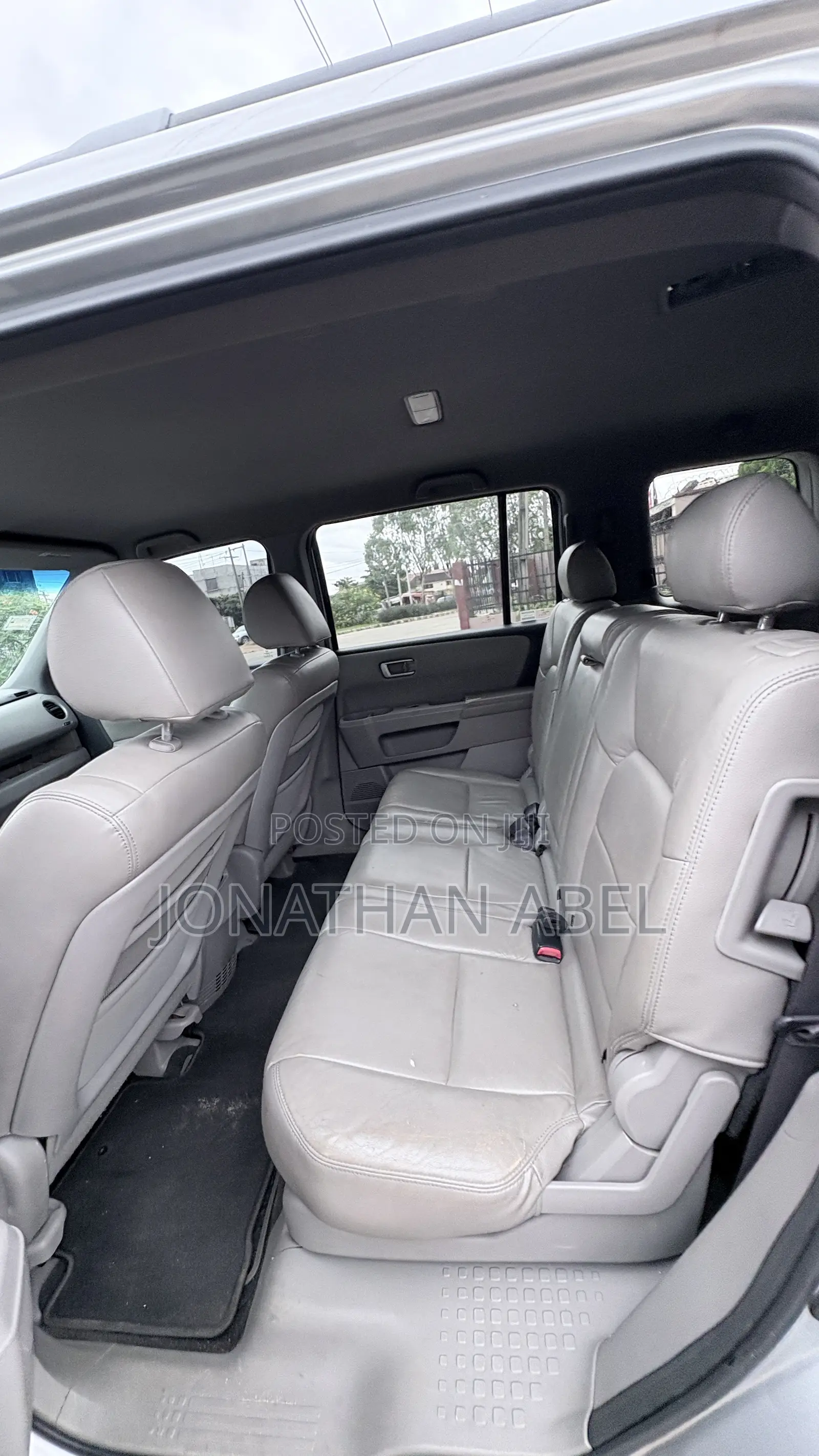 Honda Pilot 2010 Silver