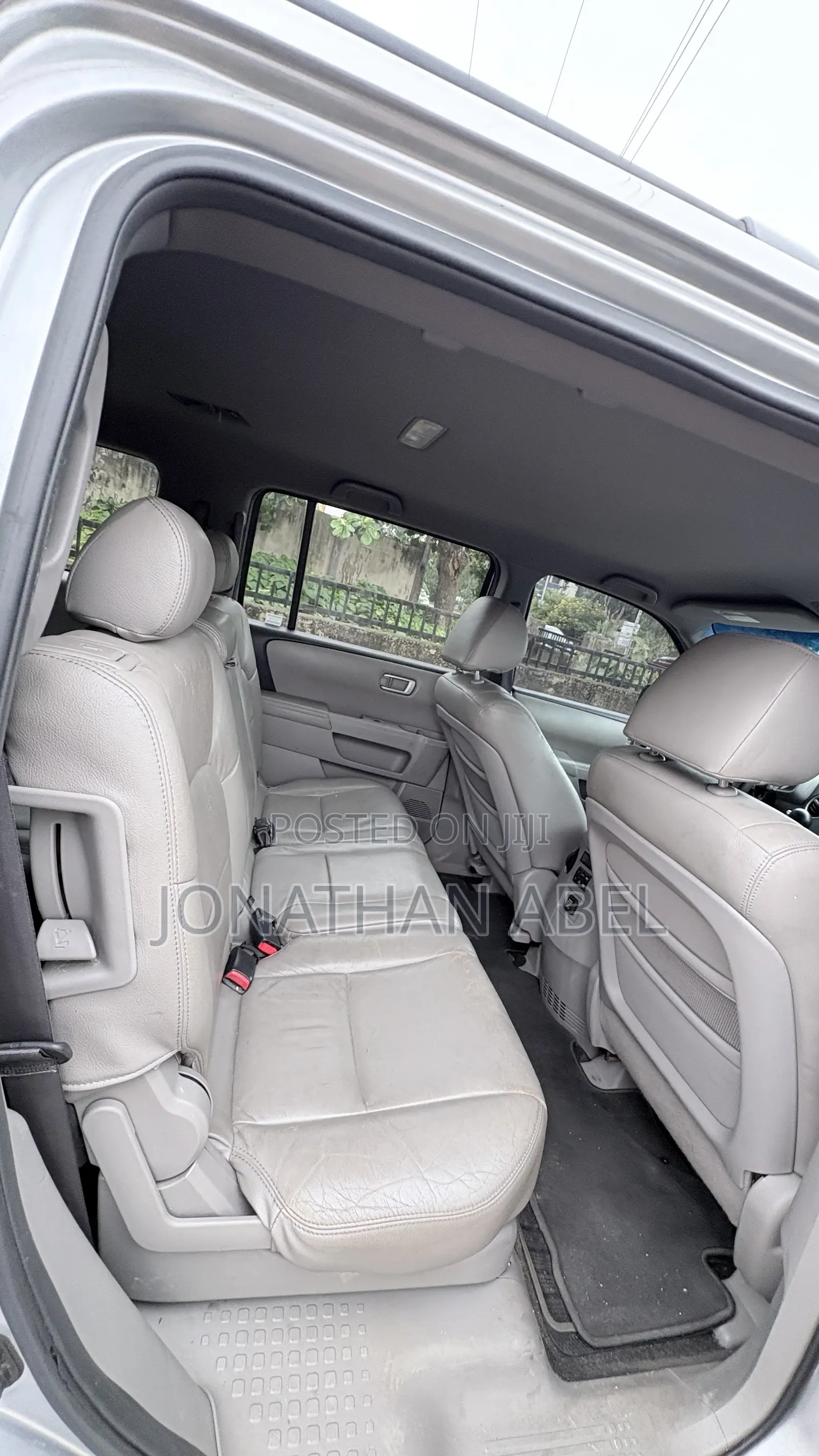 Honda Pilot 2010 Silver