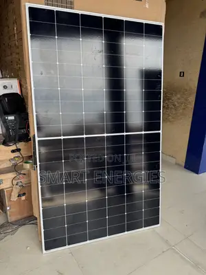 550watts Africell 120cells Halfcut Mono Solar Panel