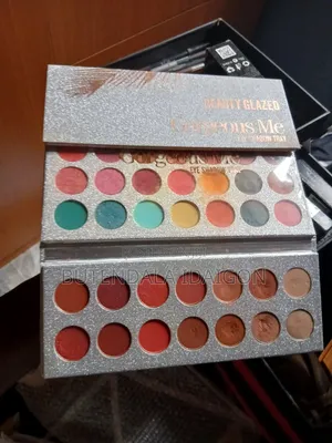 Make-Up Box