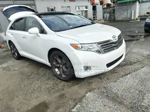 Toyota Venza 2012 White