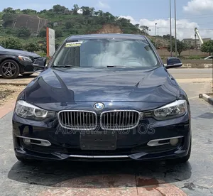 BMW 320i 2014 Black
