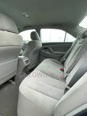 Toyota Camry LE 4dr Sedan (2.5L 4cyl 6A) 2011 Blue