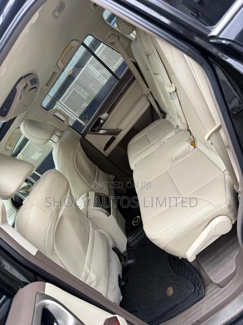 Lexus GX 2012 Black