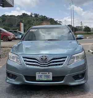 Toyota Camry 2008 Gray