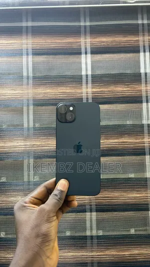 Apple iPhone 15 Plus 128 GB Black