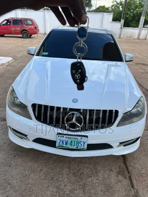 Mercedes-Benz C350 2008 White