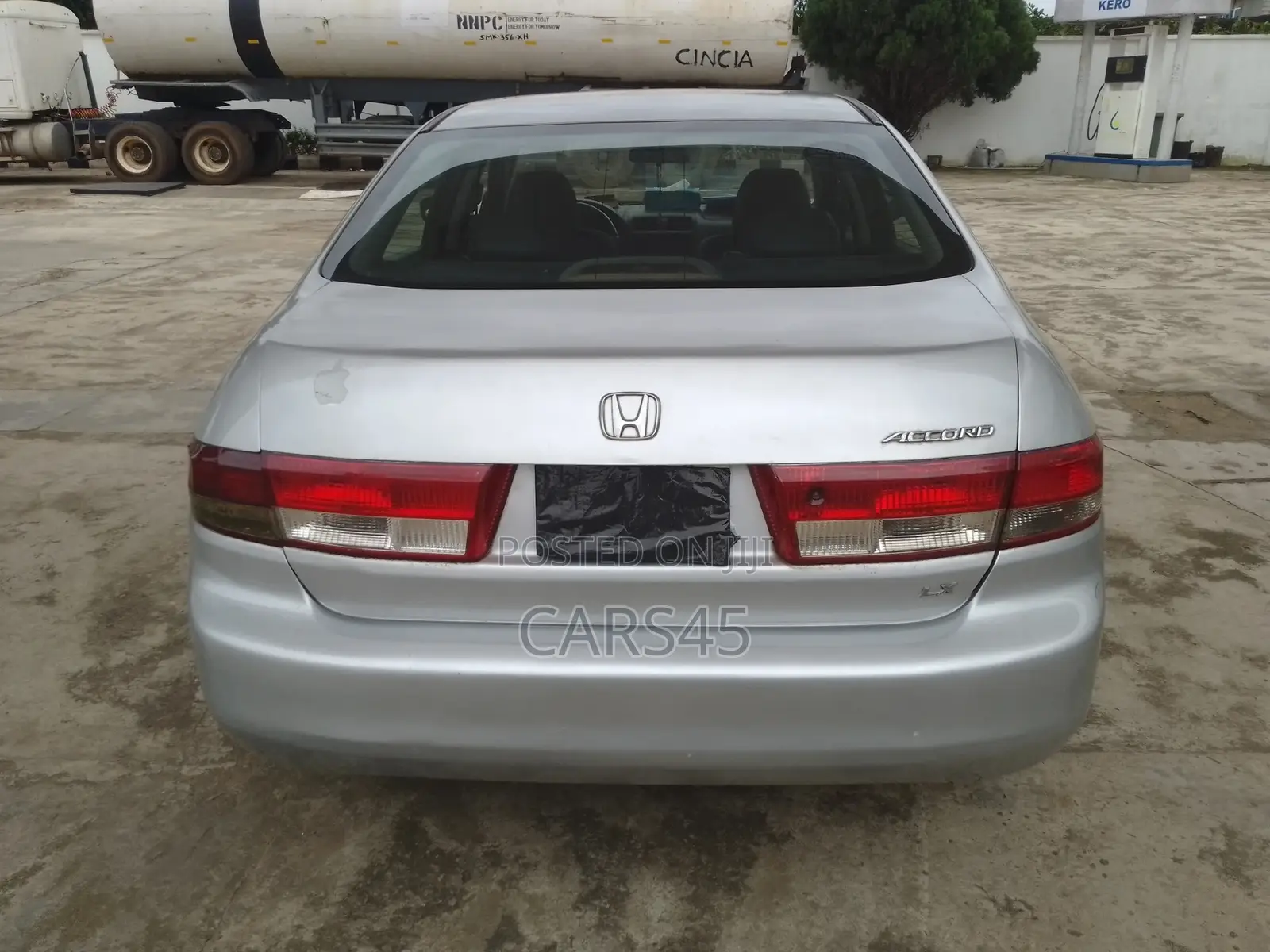 Honda Accord 2004 Silver