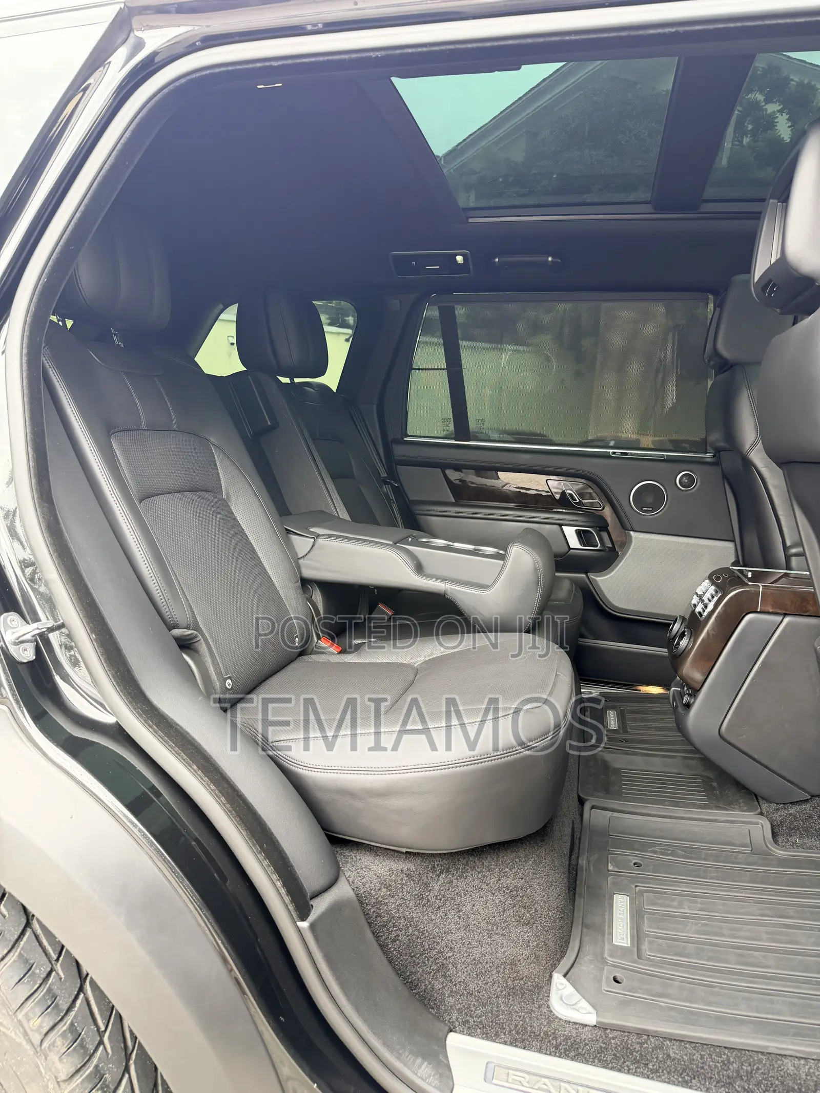 Land Rover Range Rover Vogue 2018 Black