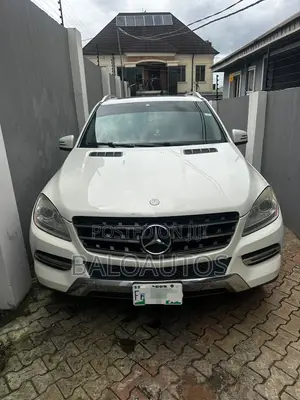 Mercedes-Benz M Class ML350 4dr SUV (3.5L 6cyl 7A) 2014 White