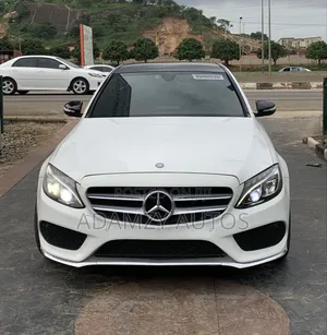 Mercedes-Benz C400 2017 White
