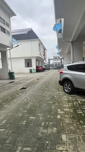 1bdrm Shared Apartment in Ikota Gra Estate for rent