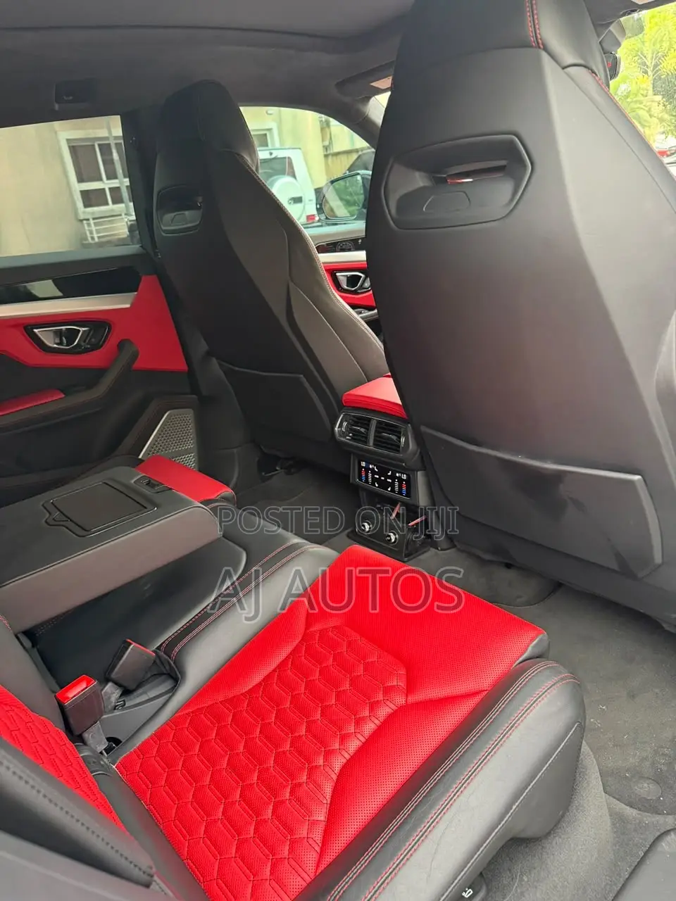 Lamborghini Urus Base 2019 White
