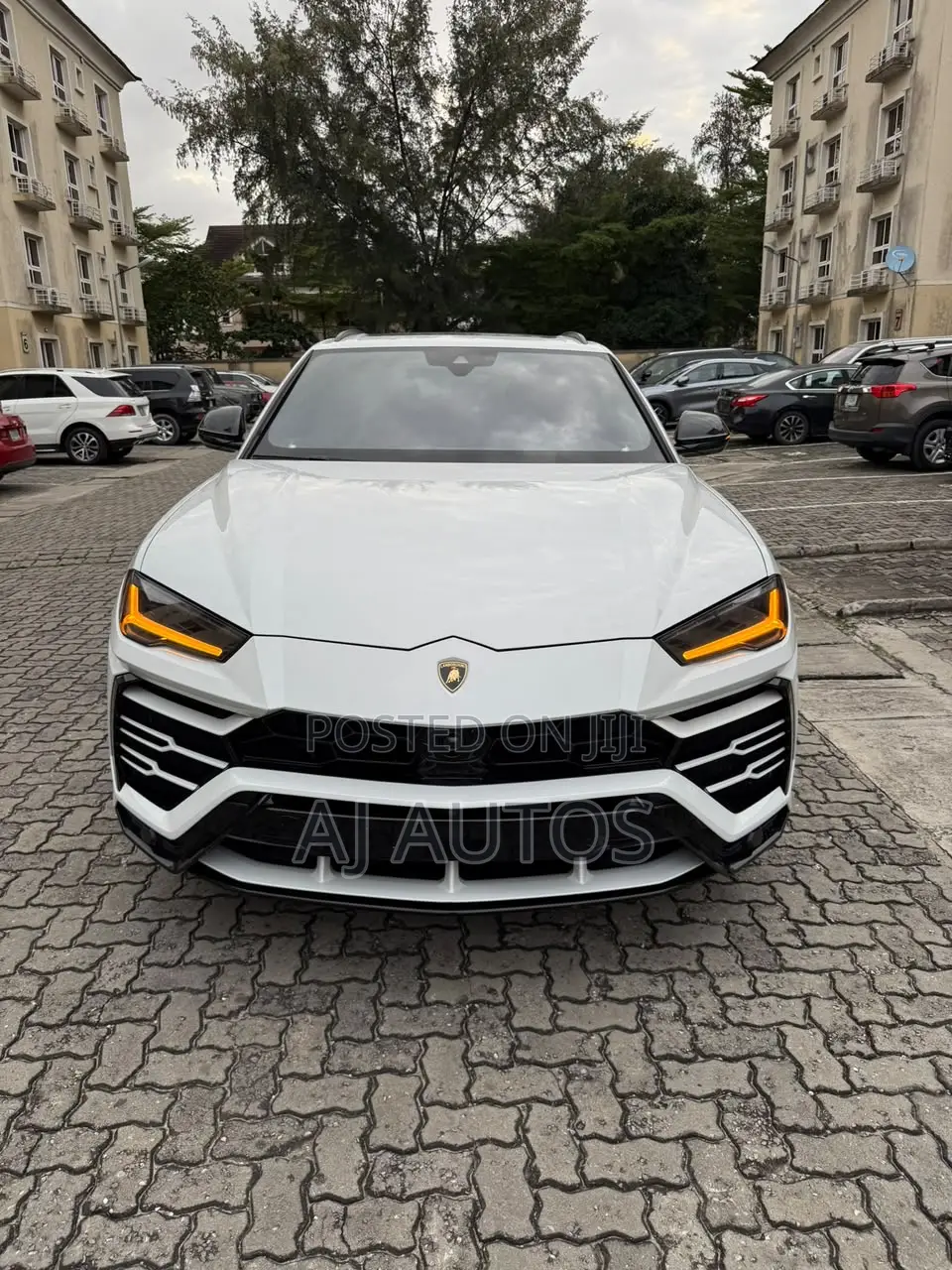 Lamborghini Urus Base 2019 White