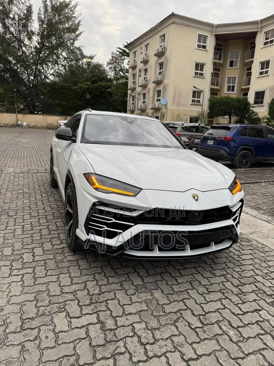 Lamborghini Urus Base 2019 White