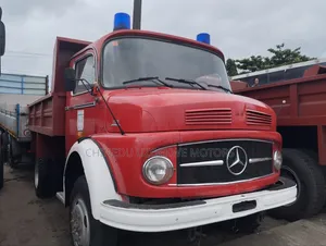 Mercedes Truck 1113 Tipper