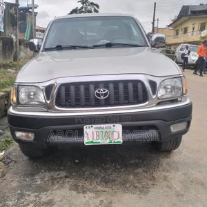 Toyota Tacoma 2002 Silver
