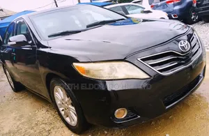 Toyota Camry XLE 4dr Sedan (2.5L 4cyl 6AM) 2010 Black